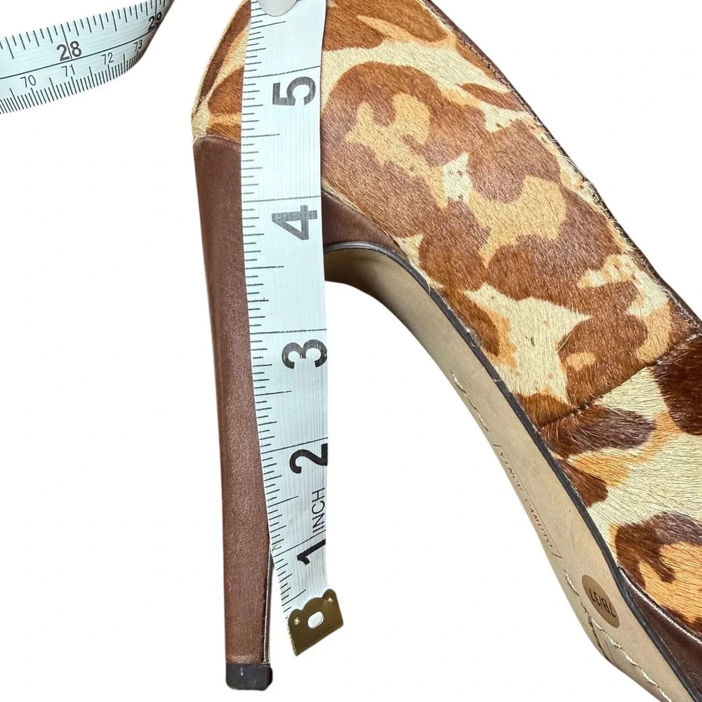 Vince Camuto Leopard Print Calf Hair‎ Platform Pumps Brown Tan Size 7B 37